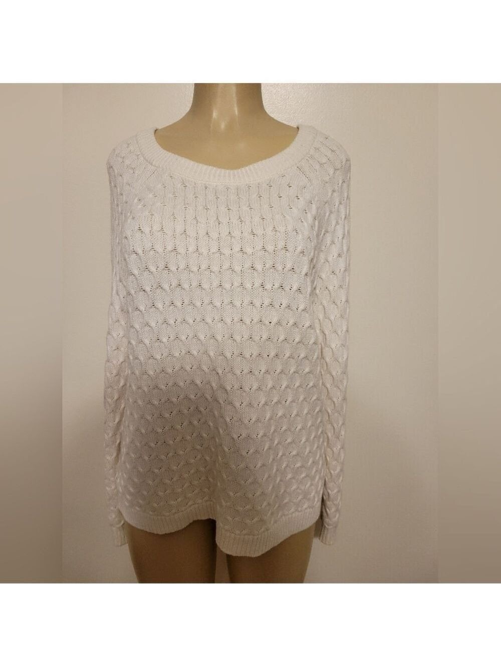 Old Navy Large Cream Sweater Comfy Oversized Textured Wedge